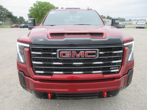 New 2026 GMC Sierra 2500 AT4 AWD/4WD image 12