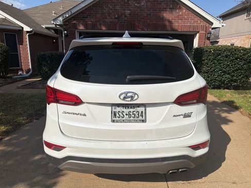 Used 2017 Hyundai Santa Fe Sport image 10