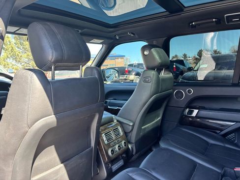 Used 2017 Land Rover Range Rover Supercharged AWD/4WD image 19