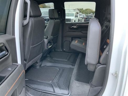 Used 2023 GMC Sierra 1500 AT4 w/ AT4 Premium Package image 61
