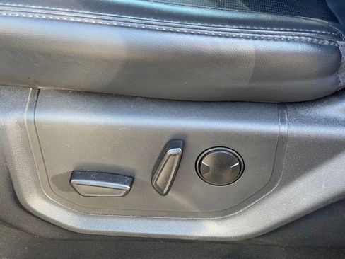 Used 2024 Ford Expedition XLT AWD/4WD image 15