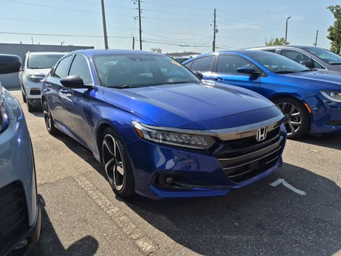 Used 2021 Honda Accord Sport image 3