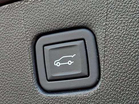 Used 2024 Chevrolet Blazer LT w/ LPO, Floor Liner Package FWD image 30