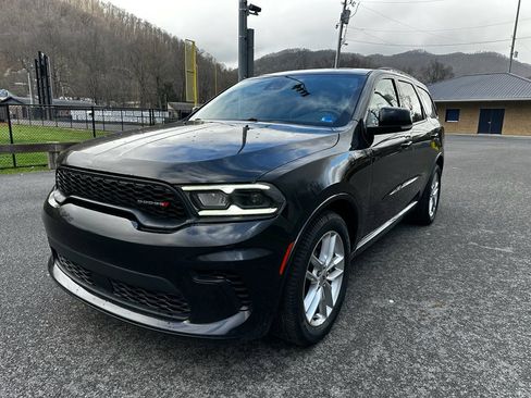 Used 2024 Dodge Durango GT RWD image 6