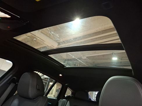 Certified 2023 BMW X4 M40i w/ Premium Package image 11