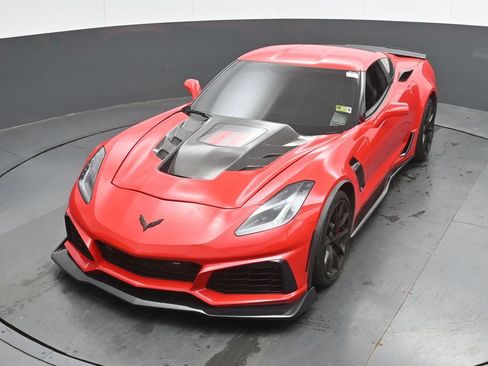Used 2016 Chevrolet Corvette Z06 w/ 3LZ Preferred Equipment Group RWD image 36