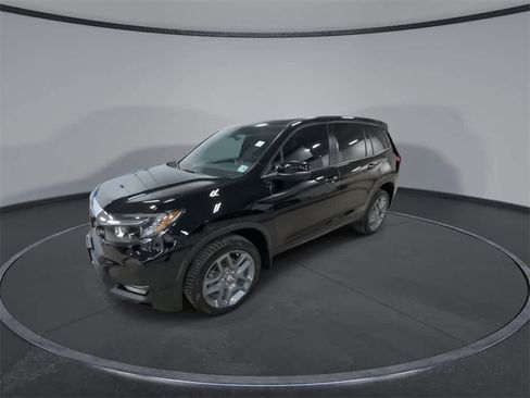 Used 2023 Honda Passport EX-L image 4