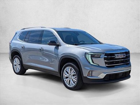 Used 2024 GMC Acadia Elevation FWD image 3