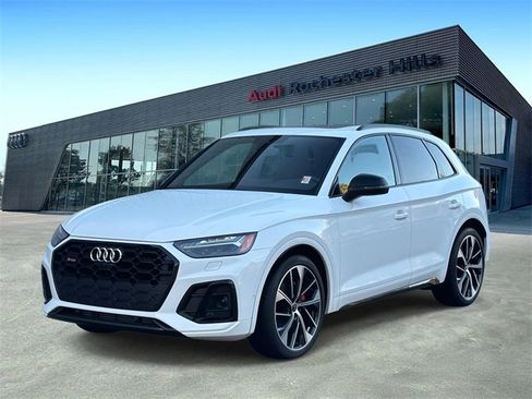 Used 2021 Audi SQ5 Prestige w/ Prestige Package image 1