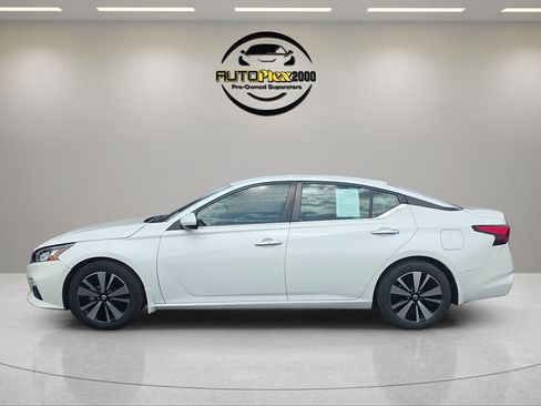 Used 2021 Nissan Altima 2.5 SV FWD image 4
