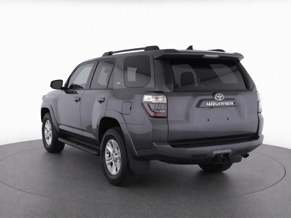Used 2020 Toyota 4Runner SR5 Premium w/ Moonroof Package RWD image 3