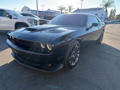 Used 2022 Dodge Challenger R/T Scat Pack w/ Plus Package image 4