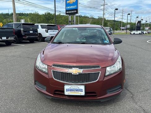 Used 2012 Chevrolet Cruze LS w/ Connectivity Package FWD image 3