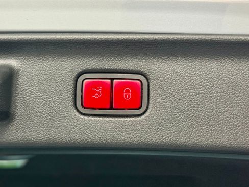 Used 2024 Mercedes-Benz Maybach S 580 Maybach S 580 image 18