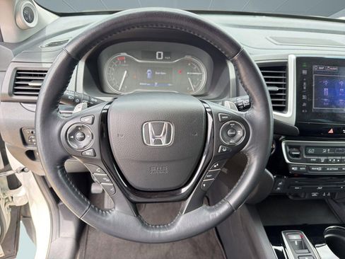 Used 2016 Honda Pilot Elite image 18