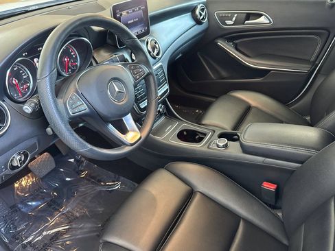 Used 2019 Mercedes-Benz GLA 250 4MATIC image 13