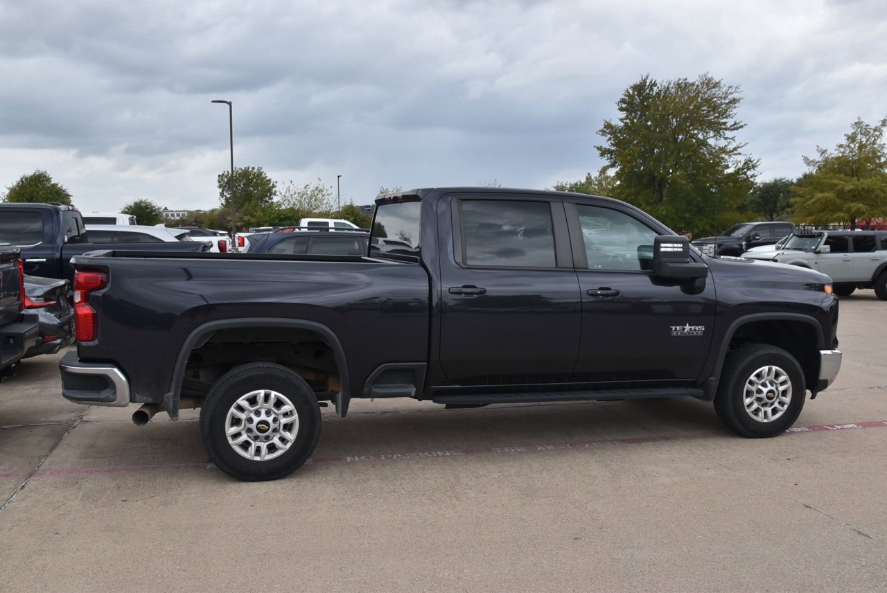 Used 2024 Chevrolet Silverado 2500 LT w/ Texas Edition RWD image 6