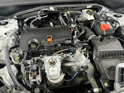 Used 2025 Honda HR-V LX image 31