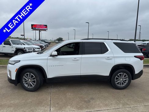 Used 2023 Chevrolet Traverse LT w/ LPO, Floor Liner Package image 3