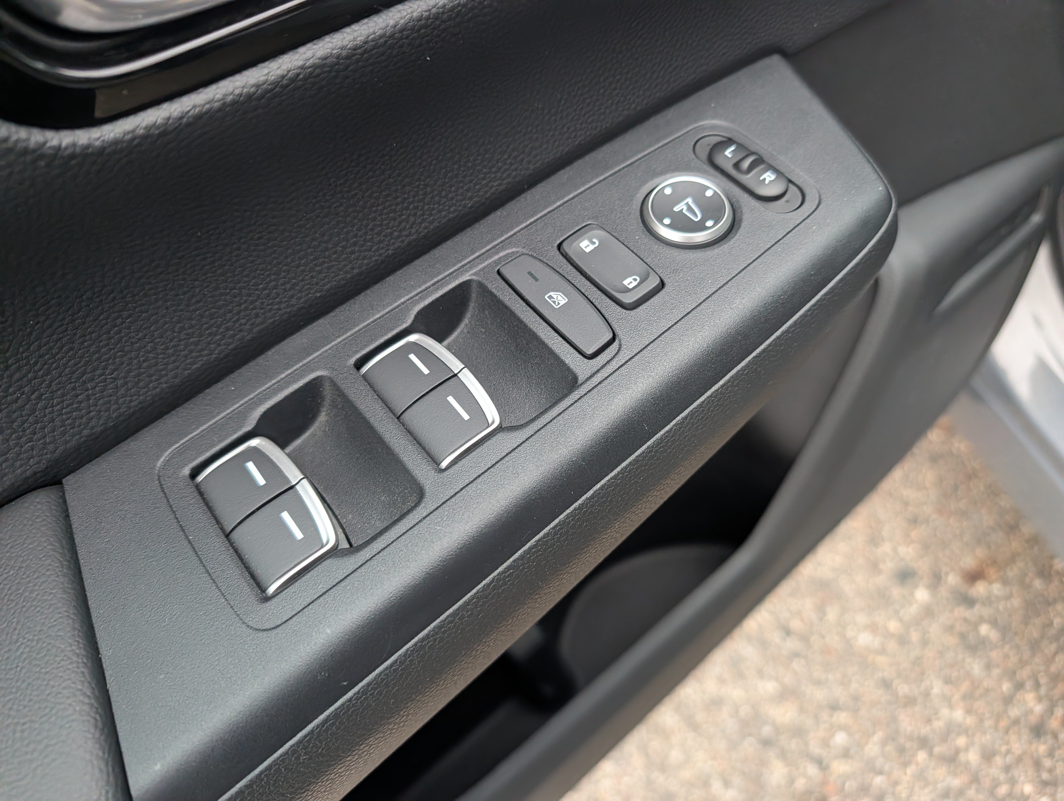 Used 2024 Honda CR-V EX-L image 25