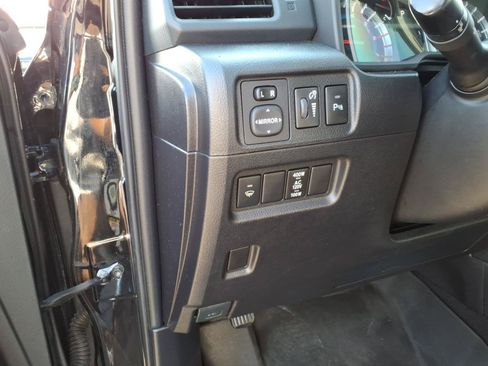 Used 2016 Toyota 4Runner Limited AWD/4WD image 8