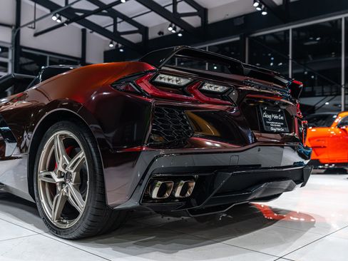 Used 2021 Chevrolet Corvette Stingray Premium Conv w/ Z51 Performance Package image 46