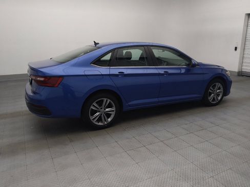 Used 2024 Volkswagen Jetta SE FWD image 10