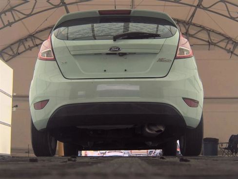 Used 2019 Ford Fiesta SE image 7
