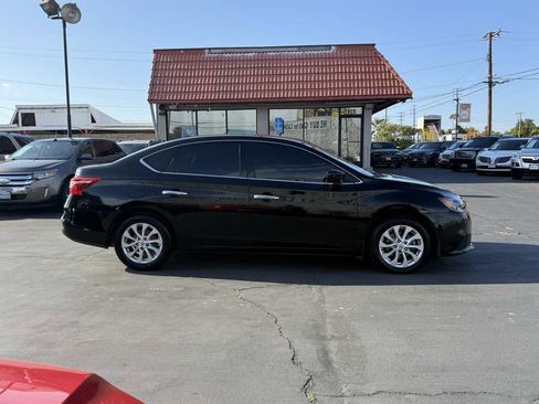 Used 2018 Nissan Sentra SV FWD image 7