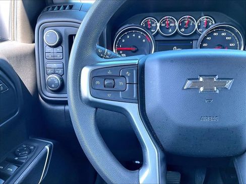 Used 2021 Chevrolet Silverado 1500 Custom Trail Boss w/ Midnight Edition image 23