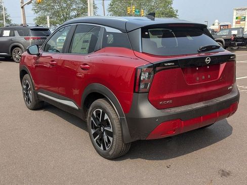 New 2025 Nissan Kicks SV w/ SV Premium Package AWD/4WD image 29
