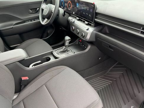 New 2026 Hyundai Kona SE image 14