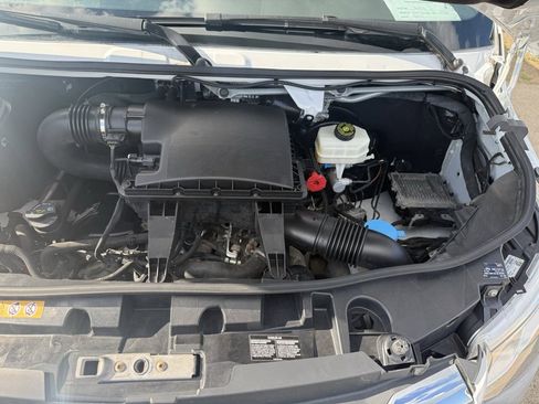 Used 2019 Freightliner Sprinter 2500 image 43