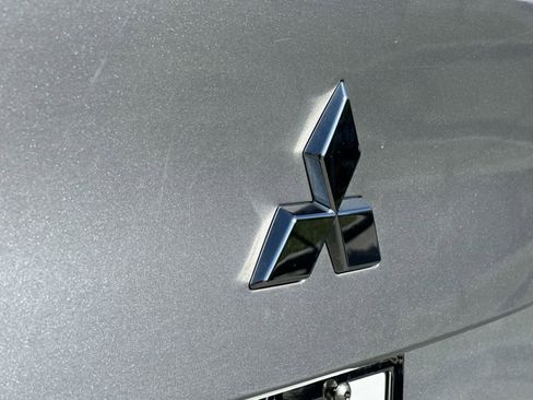 Used 2024 Mitsubishi Outlander SE FWD image 10