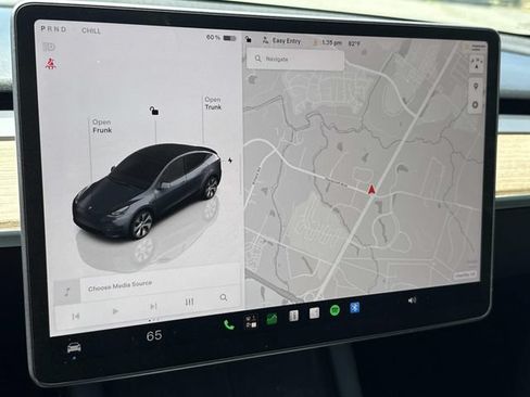 Used 2023 Tesla Model Y 2WD image 20