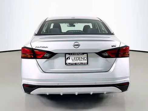 Used 2023 Nissan Altima 2.5 SV FWD image 7