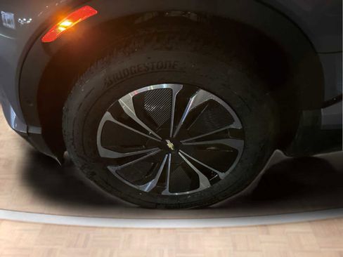 Used 2025 Chevrolet Blazer EV LT w/ Super Cruise Package image 32