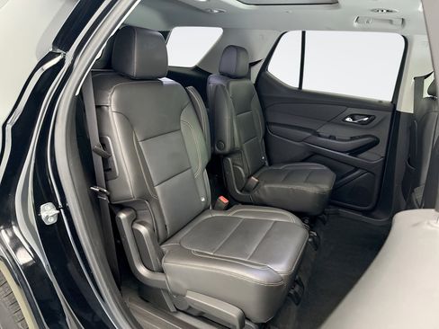 Used 2021 Chevrolet Traverse Premier AWD/4WD image 18