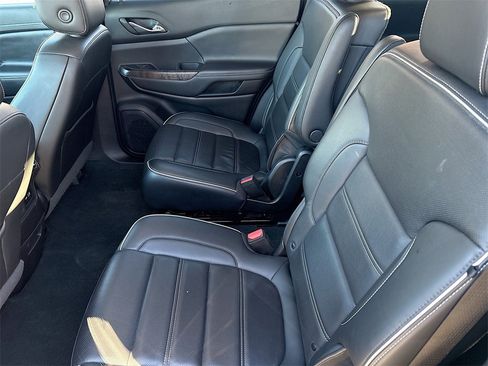 Used 2023 GMC Acadia Denali w/ Black Diamond Edition image 26