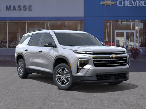 New 2026 Chevrolet Traverse LT w/ LPO, Floor Liner Package AWD/4WD image 7