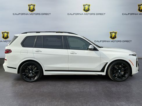 Used 2023 BMW X7 xDrive40i w/ M Sport Package image 4