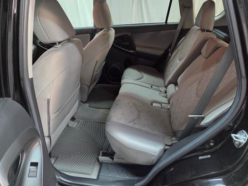 Used 2012 Toyota RAV4 4WD w/ Value Pkg image 16