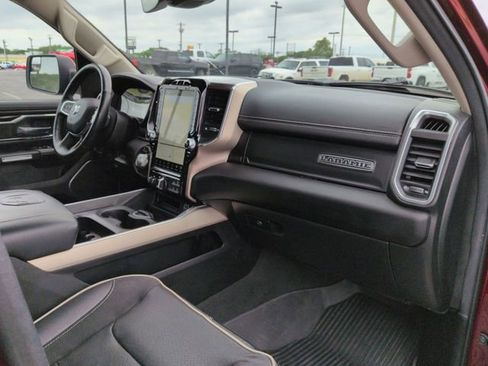 Used 2022 RAM 1500 Laramie AWD/4WD image 28