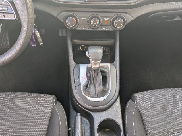 Certified 2024 Kia Forte LXS FWD image 18