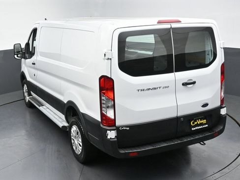 Used 2024 Ford Transit 250 Low Roof w/ Exterior Upgrade Package image 33