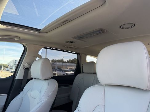 New 2025 Kia Telluride EX w/ EX Captain's Chair Package image 18