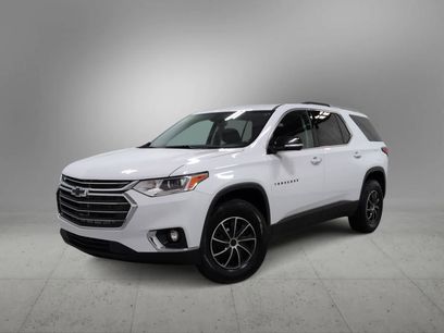Used 2018 Chevrolet Traverse LT w/ LPO, Blackout Package