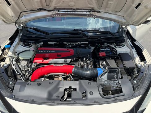 Used 2018 Honda Civic Type R image 22