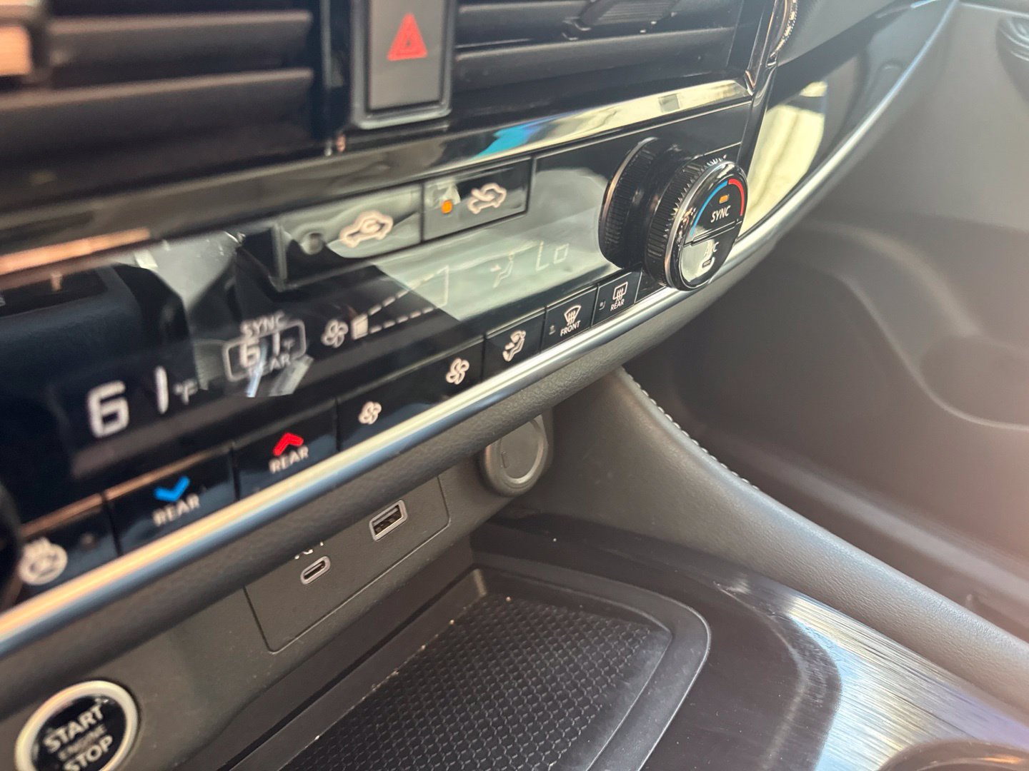 Used 2023 Nissan Rogue SL w/ SL Premium Package AWD/4WD image 22