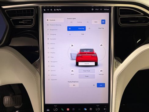 Used 2018 Tesla Model X 75D AWD/4WD image 32